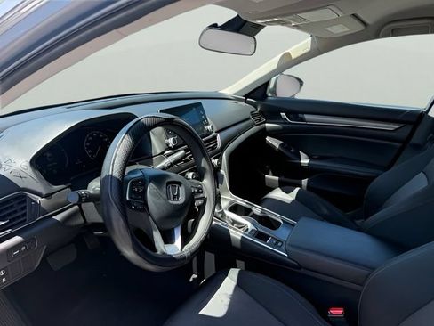 Used 2019 Honda Accord LX image 12