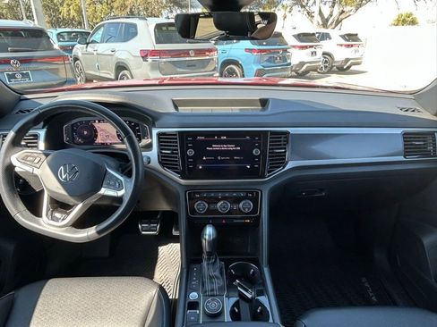 Used 2023 Volkswagen Atlas Cross Sport SEL R-Line image 11