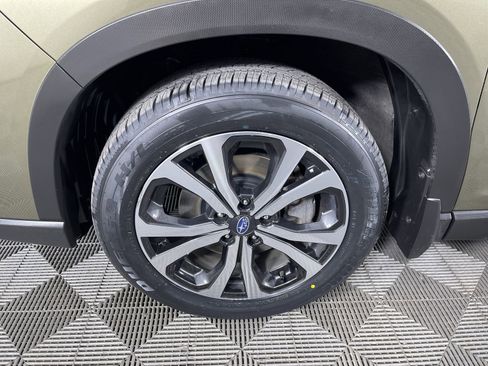 Certified 2023 Subaru Forester Limited image 26