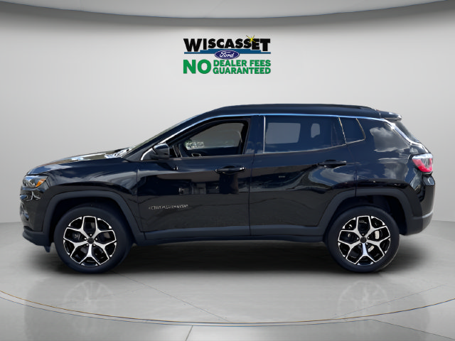 Used 2026 Jeep Compass Limited AWD/4WD image 2