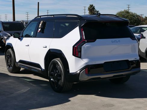 New 2026 Kia EV9 GT-Line image 5