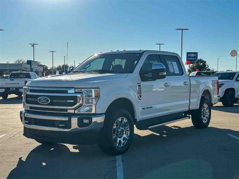 Used 2022 Ford F250 Lariat w/ Chrome Package image 7