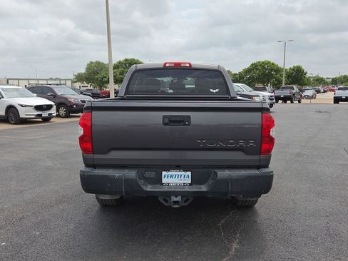 Used 2018 Toyota Tundra SR5 w/ SR5 Upgrade Package RWD image 5