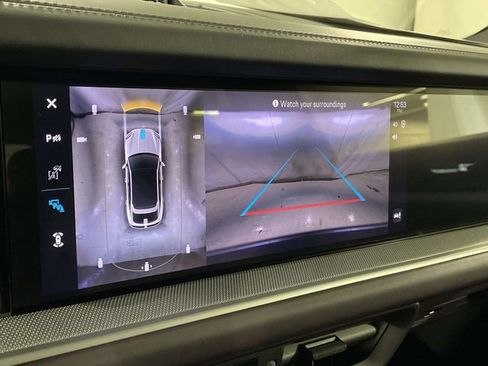 New 2026 Porsche Cayenne Coupe AWD/4WD image 31
