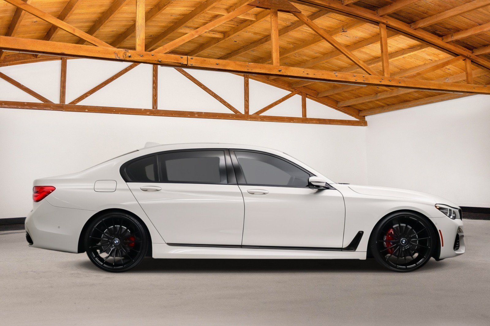 Used 2017 BMW 740i RWD image 6