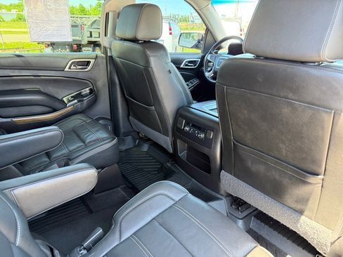 Used 2020 GMC Yukon XL Denali AWD/4WD image 18
