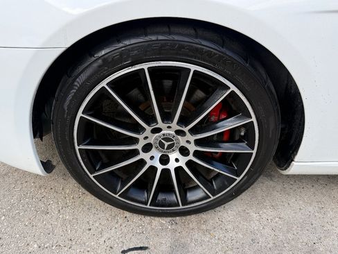 Used 2018 Mercedes-Benz SLC 300 w/ Premium 1 Package image 9