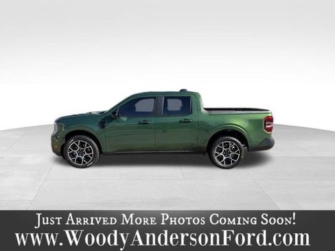 Used 2025 Ford Maverick Lariat w/ 4K Tow Package image 3