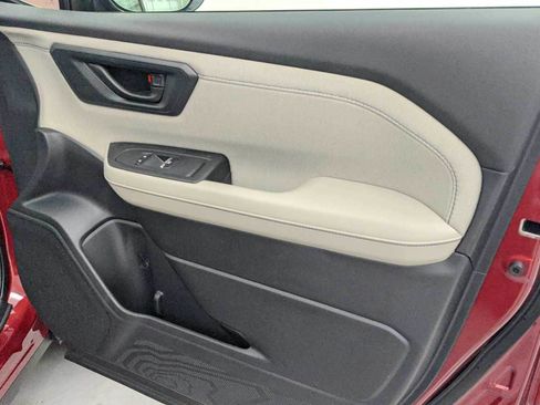 New 2026 Subaru Forester Premium image 31