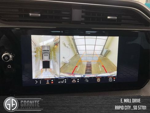 Used 2024 GMC Sierra 1500 Denali w/ Denali Reserve Package AWD/4WD image 25