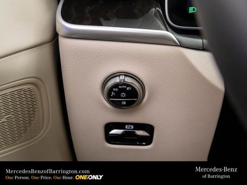 Used 2026 Mercedes-Benz GLC 300 4MATIC image 21