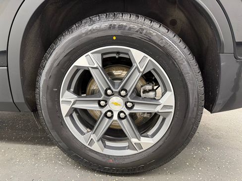 Used 2025 Chevrolet Blazer LT image 19