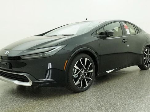New 2026 Toyota Prius Plug-In Hybrid FWD image 41