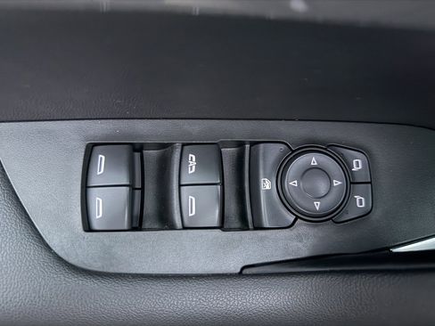 Used 2022 Chevrolet Blazer LT image 50