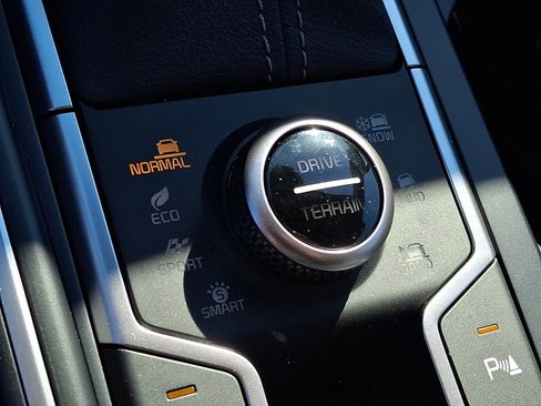 New 2026 Kia Sorento S AWD/4WD image 11