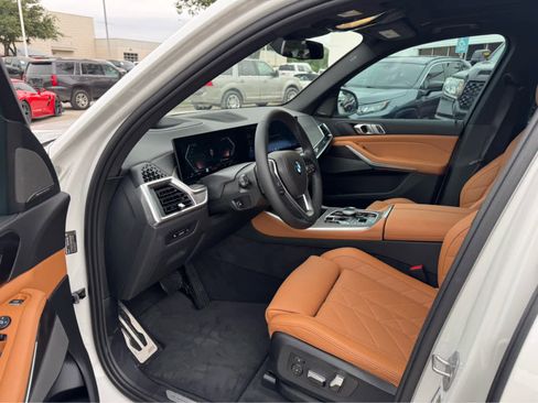 Used 2024 BMW X5 xDrive40i w/ Executive Package AWD/4WD image 7