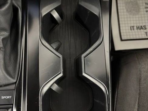 Used 2025 Toyota Camry LE image 22