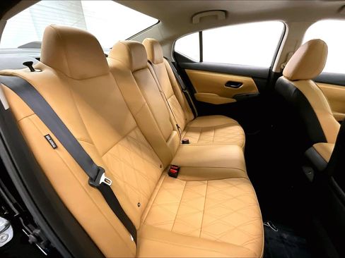 New 2025 Nissan Sentra SV w/ SV Premium Package image 89