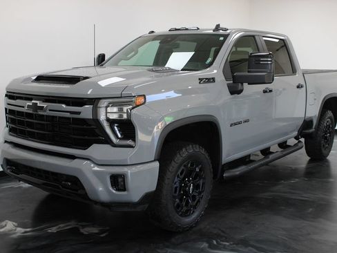 Used 2024 Chevrolet Silverado 2500 LT w/ Z71 Sport Edition AWD/4WD image 20