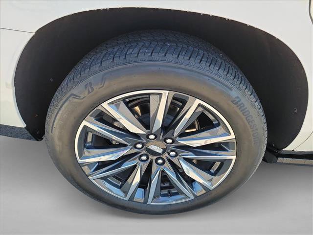 Used 2024 Cadillac Escalade Sport w/ Touring Package AWD/4WD image 11