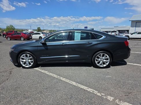 Used 2018 Chevrolet Impala Premier FWD image 3