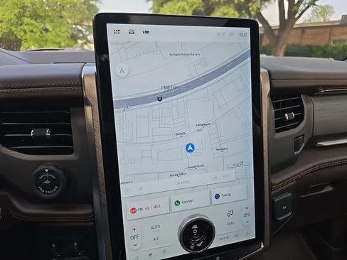 Used 2024 Ford Expedition Max King Ranch image 18