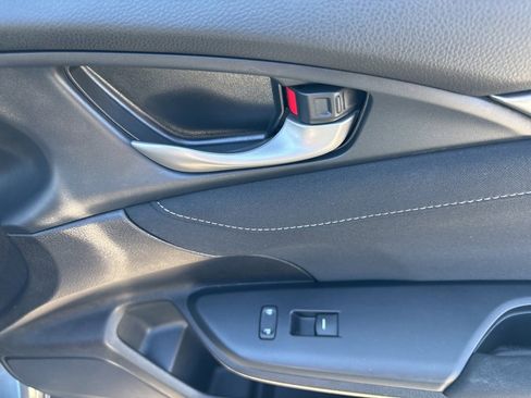 Used 2019 Honda Civic EX image 28
