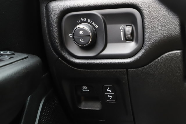 Used 2022 RAM 1500 Big Horn AWD/4WD image 33