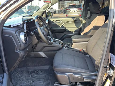 Used 2024 Chevrolet Colorado LT w/ LT Convenience Package RWD image 10