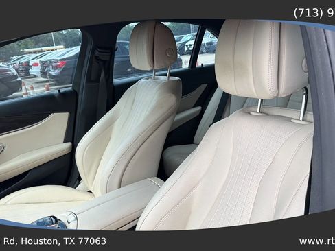 Used 2017 Mercedes-Benz E 300 image 21