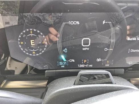 Used 2025 GMC Hummer EV 2X AWD/4WD image 5