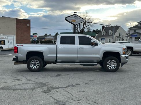Used 2018 Chevrolet Silverado 2500 LTZ w/ Duramax Plus Package image 17