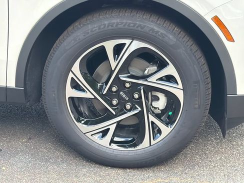 New 2026 Lincoln Nautilus Reserve AWD/4WD image 13