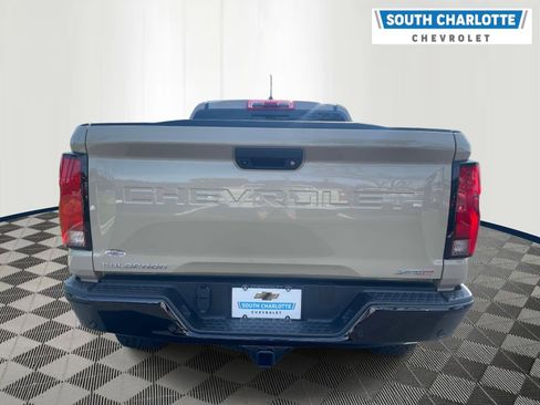 Used 2024 Chevrolet Colorado ZR2 w/ ZR2 Convenience Package III AWD/4WD image 5