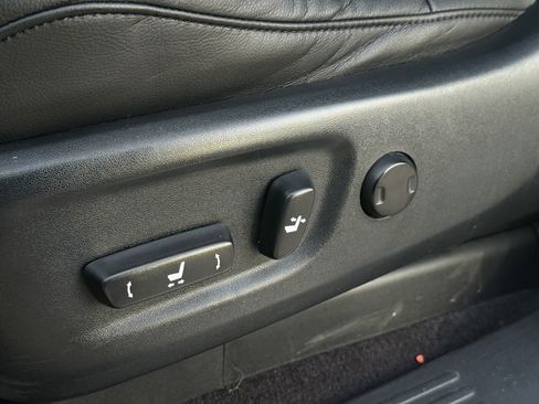 Used 2014 Lexus GX 460 image 27