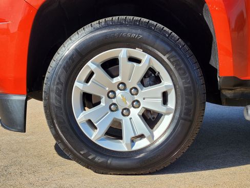 Used 2016 Chevrolet Colorado LT w/ LT Convenience Package image 11