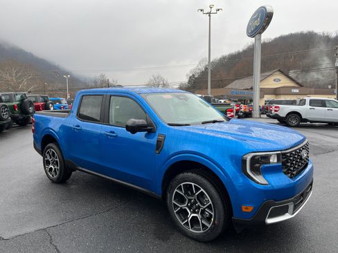 New 2026 Ford Maverick Lariat w/ 4K Tow Package image 3