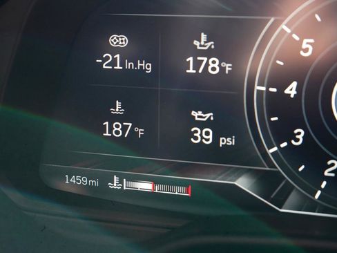 Used 2023 Cadillac CT5 V Blackwing w/ LPO, Bronce Accent Package image 32