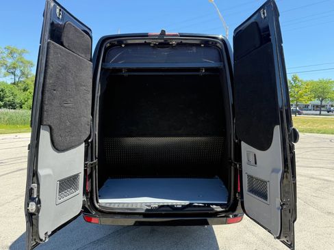 Used 2016 Mercedes-Benz Sprinter 3500 image 11