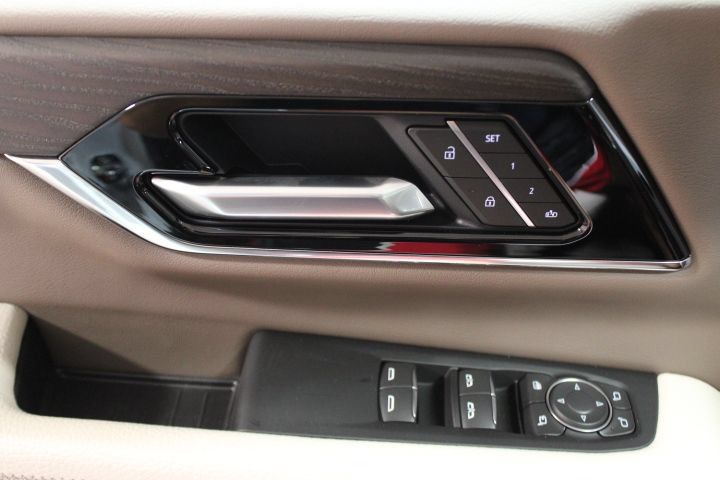 New 2026 GMC Yukon XL Denali w/ Denali Reserve Package AWD/4WD image 21