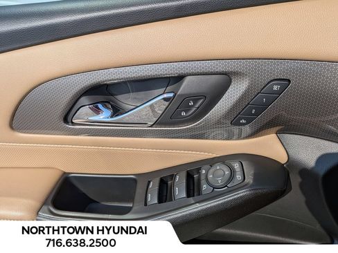 Used 2023 Chevrolet Traverse Premier w/ LPO, Floor Liner Package AWD/4WD image 35