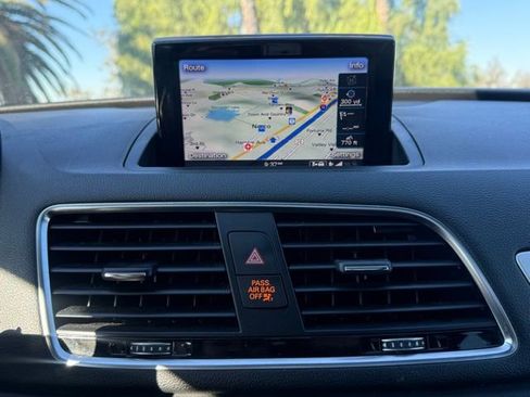 Used 2017 Audi Q3 2.0T Premium image 22