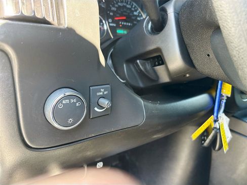 Used 2023 Chevrolet Express 3500 LT w/ LT Preferred Equipment Group image 10