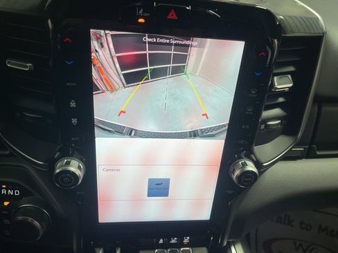 New 2026 RAM 1500 4x4 Crew Cab image 15