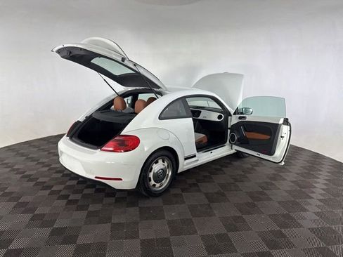Used 2015 Volkswagen Beetle 1.8T Classic image 14