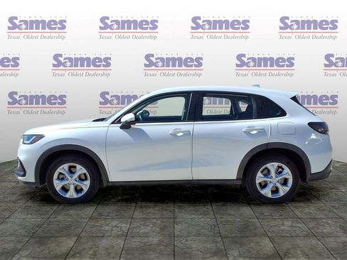 Certified 2024 Honda HR-V LX image 4
