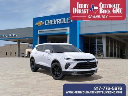 New 2025 Chevrolet Blazer LT w/ LPO, Black Grille Bar Package