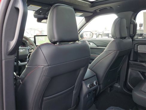 New 2026 Ford Explorer ST-Line image 31