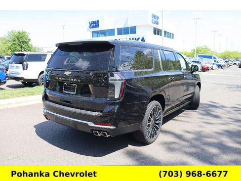 New 2026 Chevrolet Suburban High Country AWD/4WD image 7