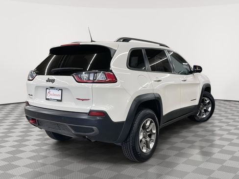 Used 2019 Jeep Cherokee Trailhawk image 5
